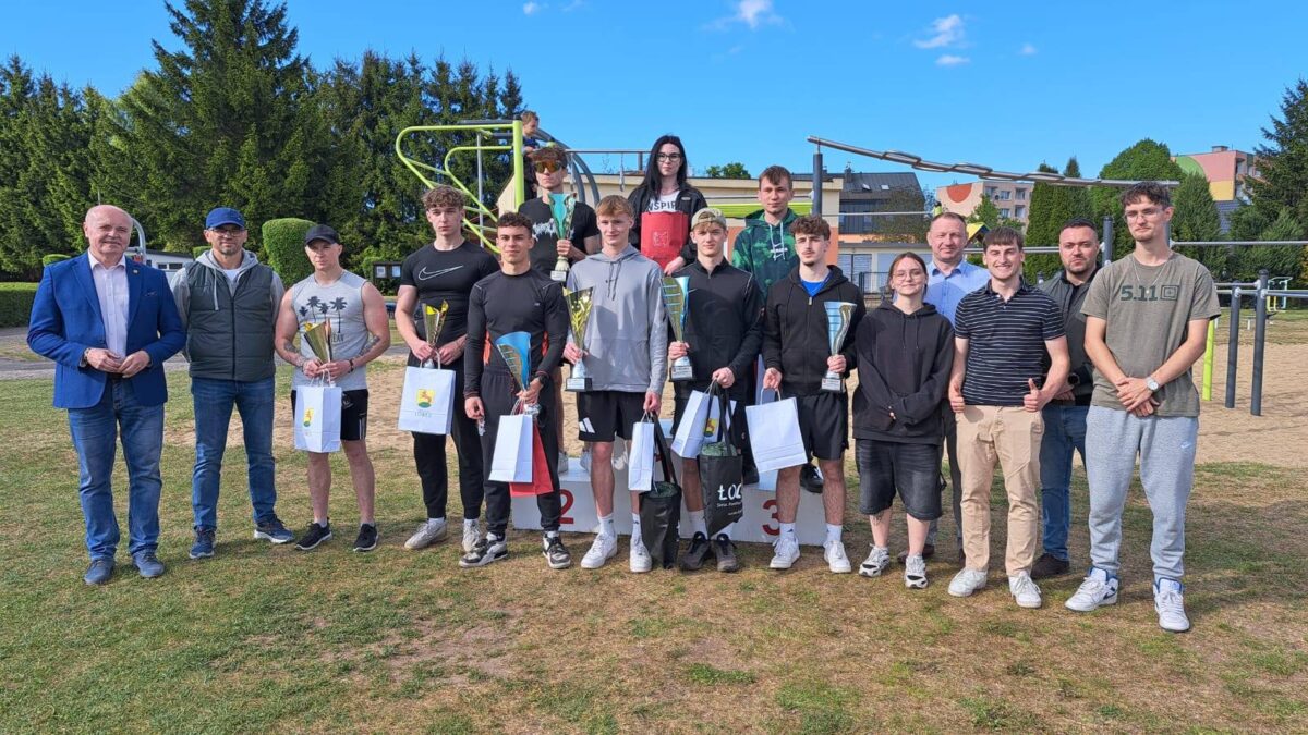 Sukces Miejskich Zawodów Street Workout’u w Łobzie