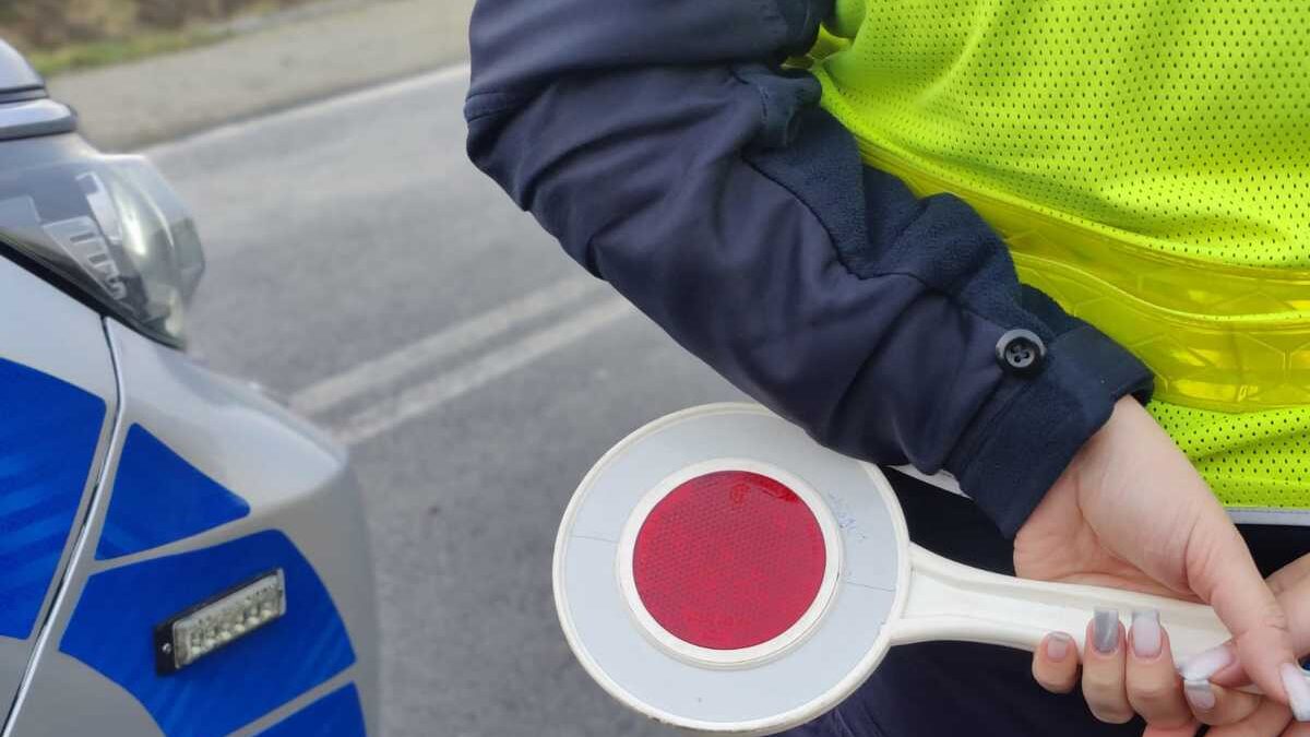 Zatrzymanie nietrzeźwego motorowerzysty w Łobzie