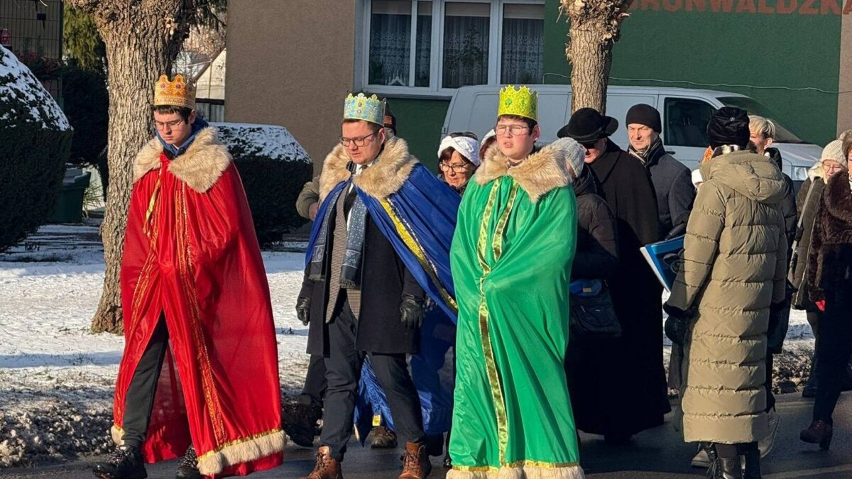 Węgorzyński Orszak Trzech Króli: Zintegrowana wspólnota w sercu tradycji