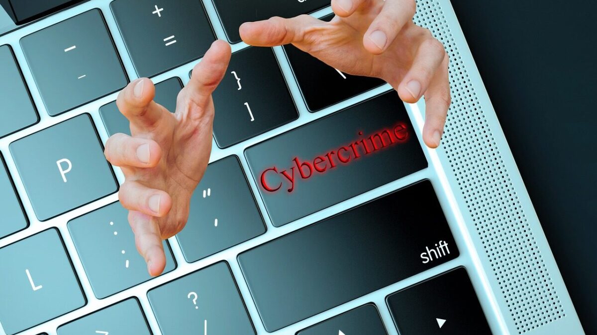 Zdecydowane działania przeciwko cyberprzestępczości w 2025 roku