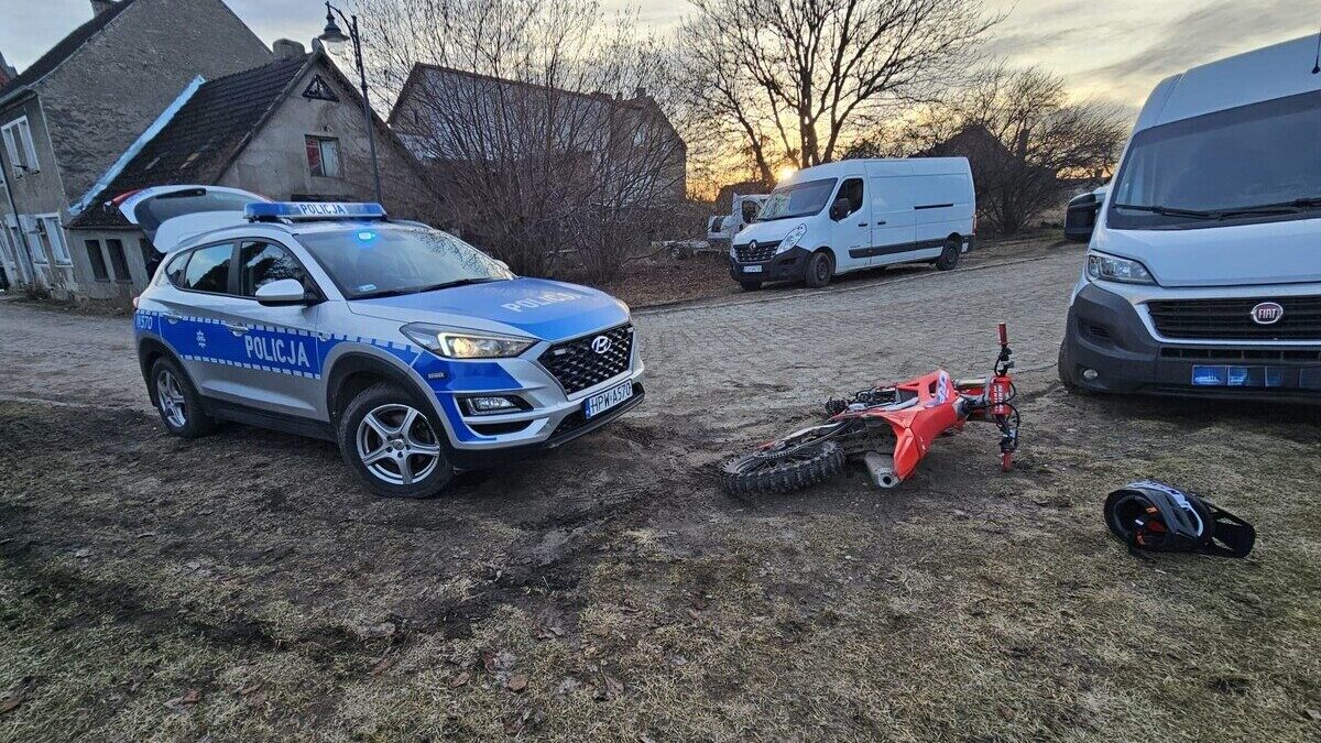 Brawurowa jazda młodego motocyklisty zakończona kolizją