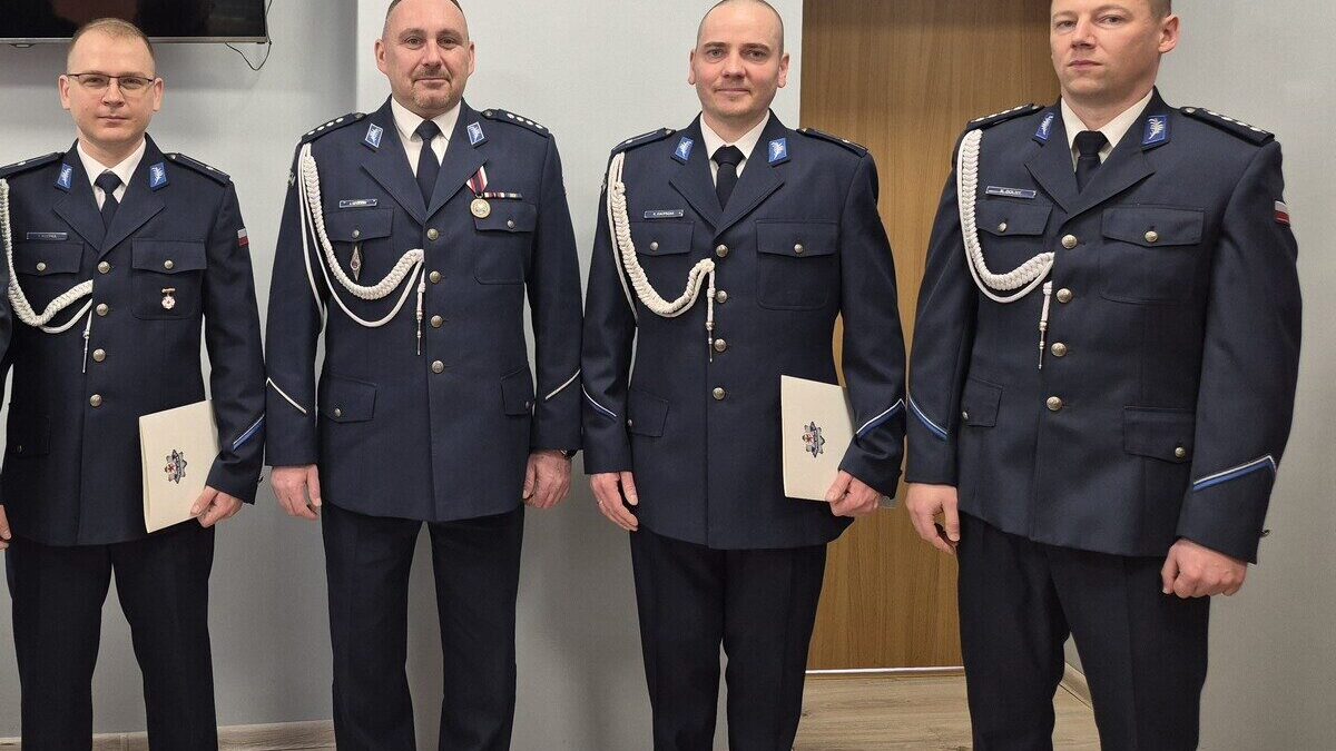 Dwie nominacje na młodszego aspiranta w Komendzie Powiatowej Policji w Łobzie